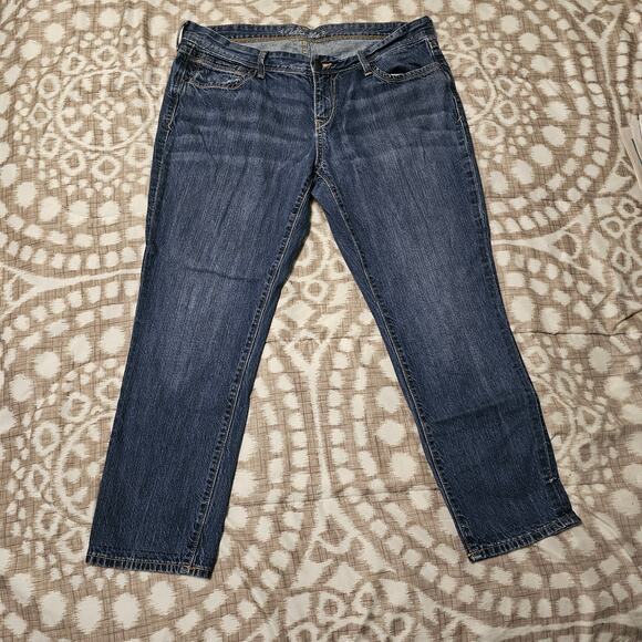 Old Navy Ultra Blue Jeans Size 14 Regular - Picture 2 of 7